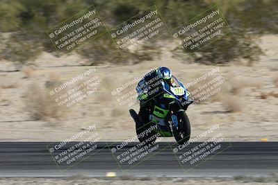 media/Dec-07-2025-CVMA (Sun) [[3e7d2de5dc]]/Race 8-Middleweight Shootout/